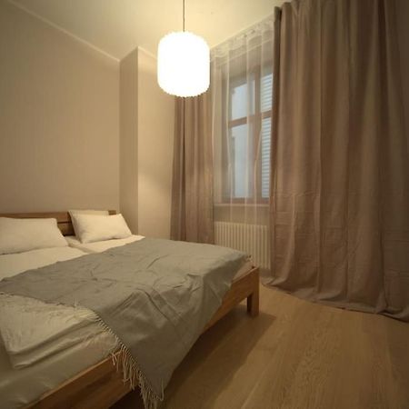 3 Bedroom Apartment In The Old/T รีกา ภายนอก รูปภาพ